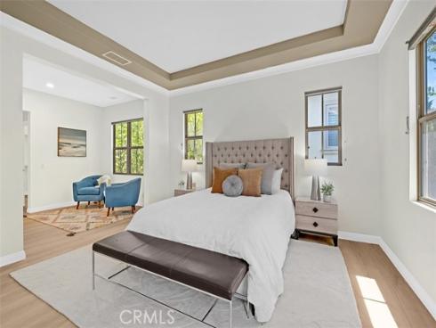 231  Mantle  , Irvine, CA