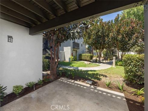 306 Orange Blossom , Irvine, CA