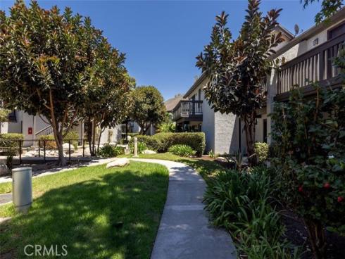 306 Orange Blossom , Irvine, CA