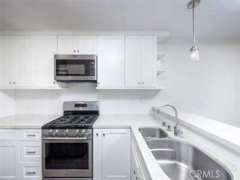 306 Orange Blossom , Irvine, CA