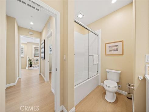 190 Crescent Moon , Irvine, CA