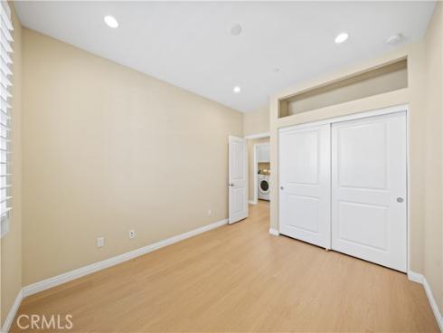 190 Crescent Moon , Irvine, CA
