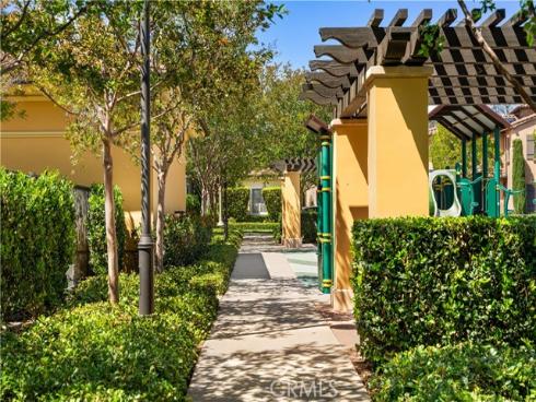 190 Crescent Moon , Irvine, CA