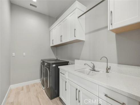 109 Dry Creek, Irvine, CA