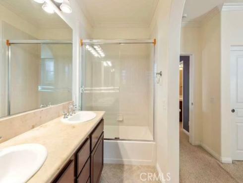 12 Tall Oak , Irvine, CA