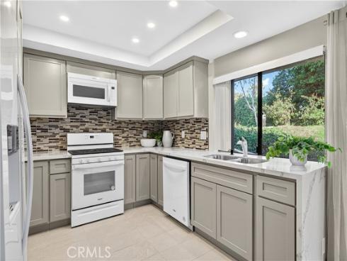 16 Rana , Irvine, CA