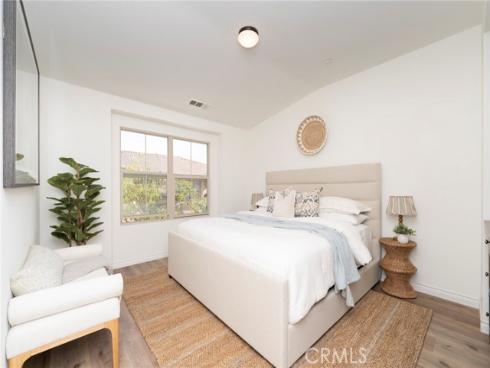 94 Hedge Bloom , Irvine, CA
