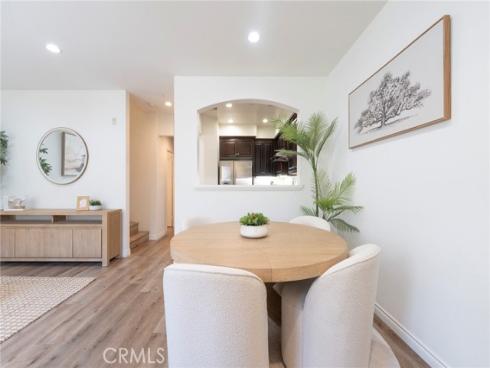 94 Hedge Bloom , Irvine, CA