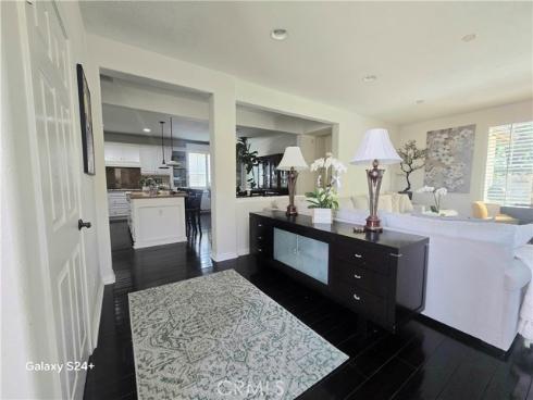 6 Saintsbury , Irvine, CA