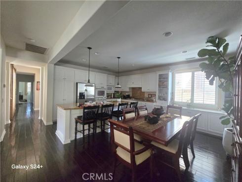 6 Saintsbury , Irvine, CA