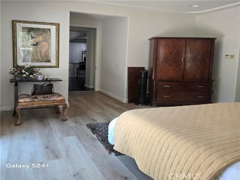6 Saintsbury , Irvine, CA