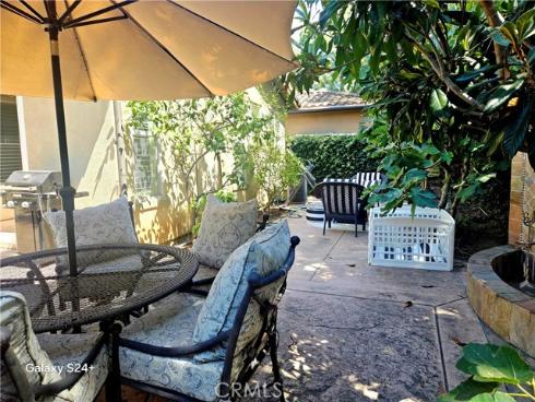 6 Saintsbury , Irvine, CA