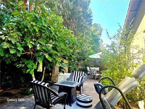 6  Saintsbury  , Irvine, CA