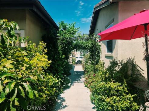 6 Saintsbury , Irvine, CA