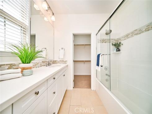 121  Baritone  , Irvine, CA