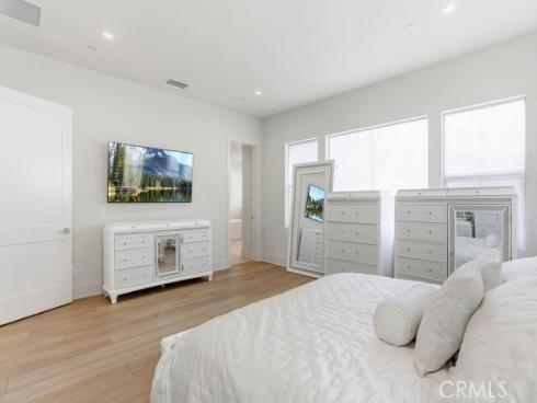 108 Oakstone , Irvine, CA