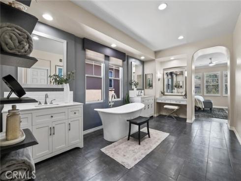 14 Buellton , Irvine, CA