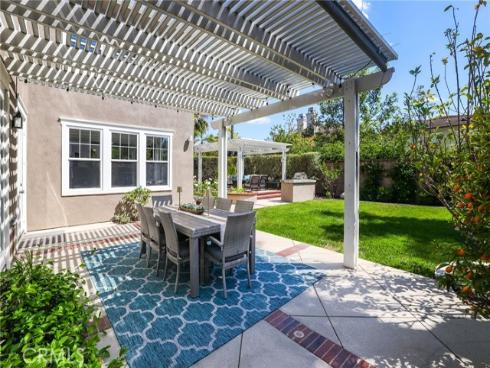 14 Buellton , Irvine, CA