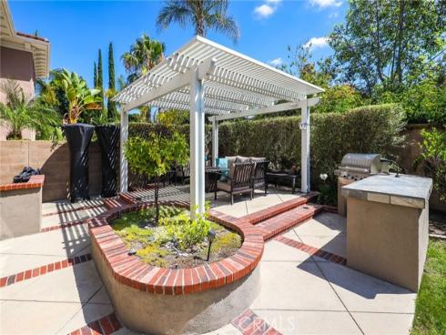14 Buellton , Irvine, CA