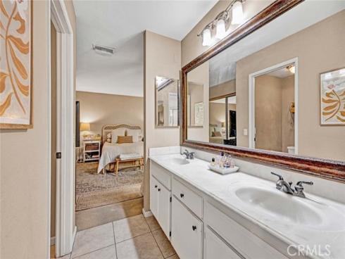 15 Whistling Swan , Irvine, CA
