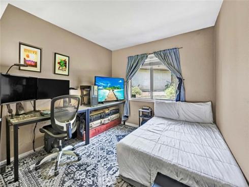 15 Whistling Swan , Irvine, CA