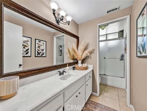 15 Whistling Swan , Irvine, CA