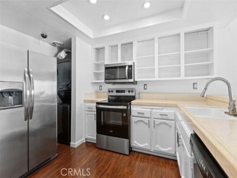 7215 Apricot , Irvine, CA