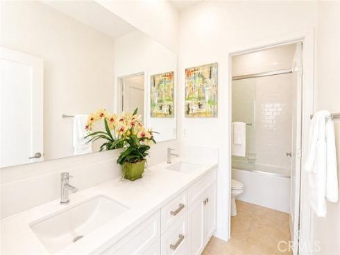 137 Terrapin , Irvine, CA