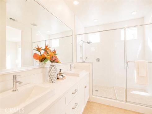 137 Terrapin , Irvine, CA