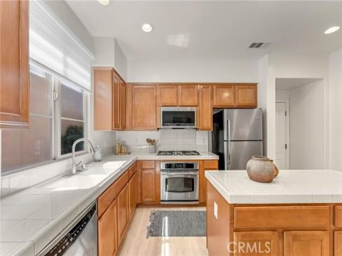 76 Canal , Irvine, CA