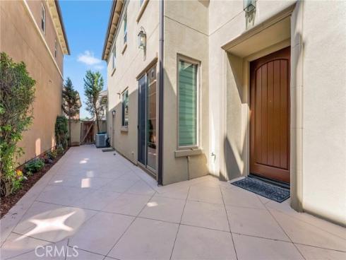 76 Canal , Irvine, CA