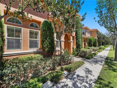 31 Roycroft , Irvine, CA