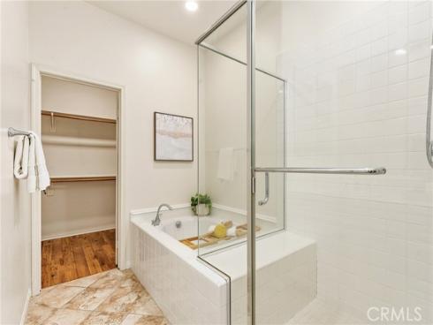 31 Roycroft , Irvine, CA