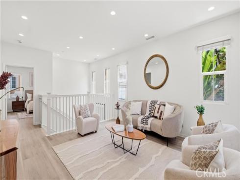 113 Chestnut Grove, Irvine, CA