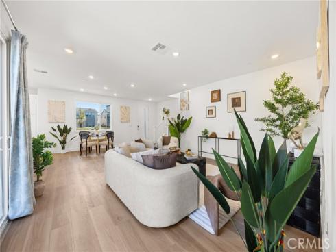 201 Longspur Dr , Irvine, CA