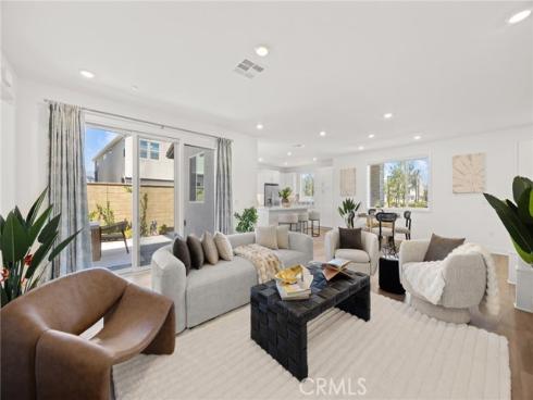 201 Longspur Dr , Irvine, CA