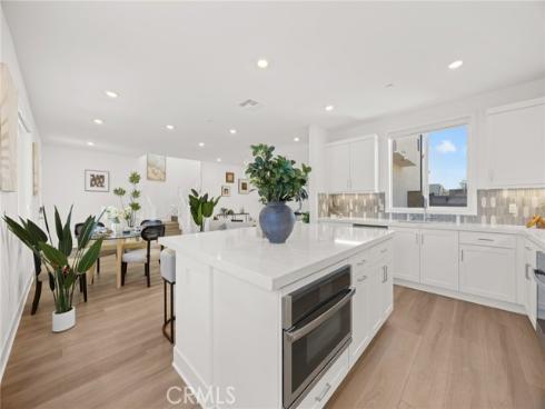 201 Longspur Dr , Irvine, CA