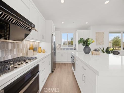 201 Longspur Dr , Irvine, CA