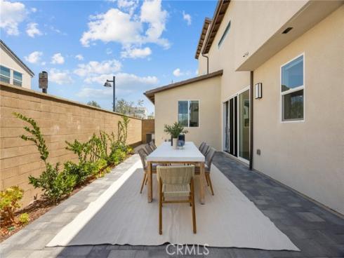 201 Longspur Dr , Irvine, CA