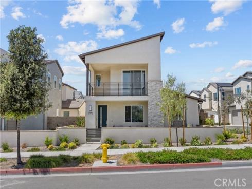 201 Longspur Dr , Irvine, CA