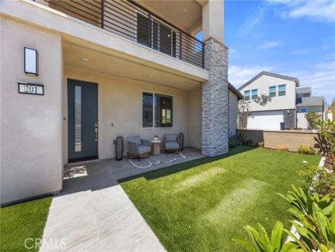 201 Longspur Dr , Irvine, CA