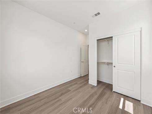 201 Longspur Dr , Irvine, CA
