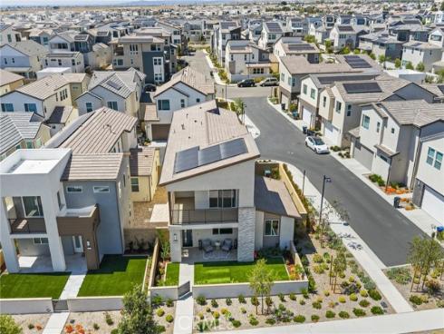 201 Longspur Dr , Irvine, CA
