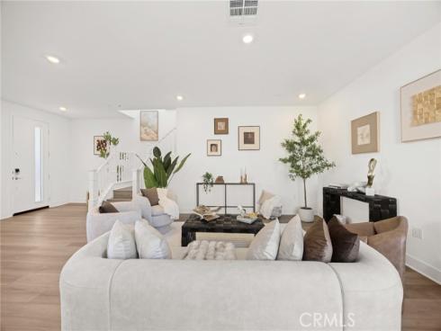 201 Longspur Dr , Irvine, CA