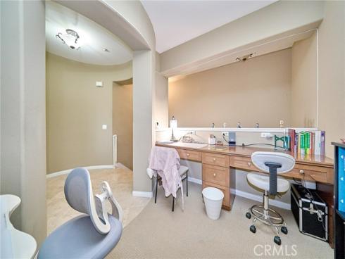 31 Gingerwood , Irvine, CA