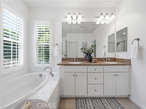 23 Donovan , Irvine, CA