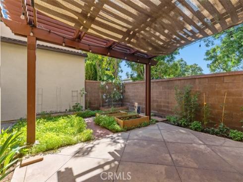 60 Avondale , Irvine, CA