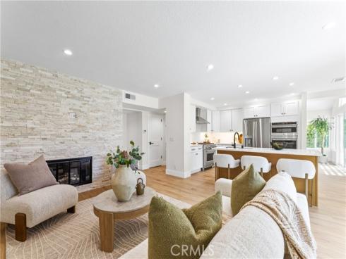 8 Del Rey 17 , Irvine, CA