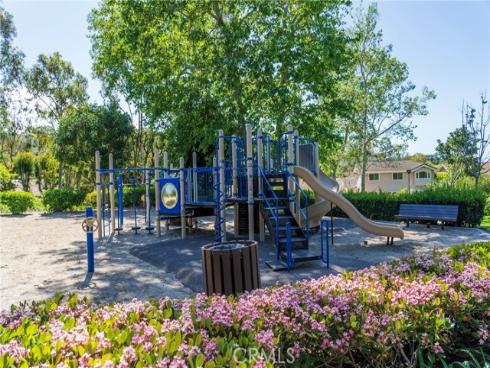 17 Rippling Stream , Irvine, CA