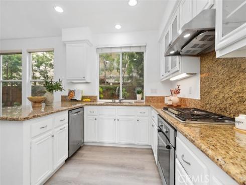 31 Dinuba , Irvine, CA